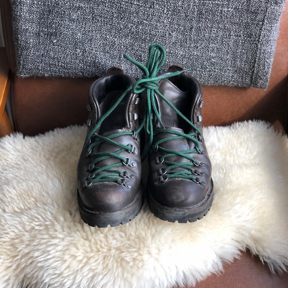 danner mountain light ii brown